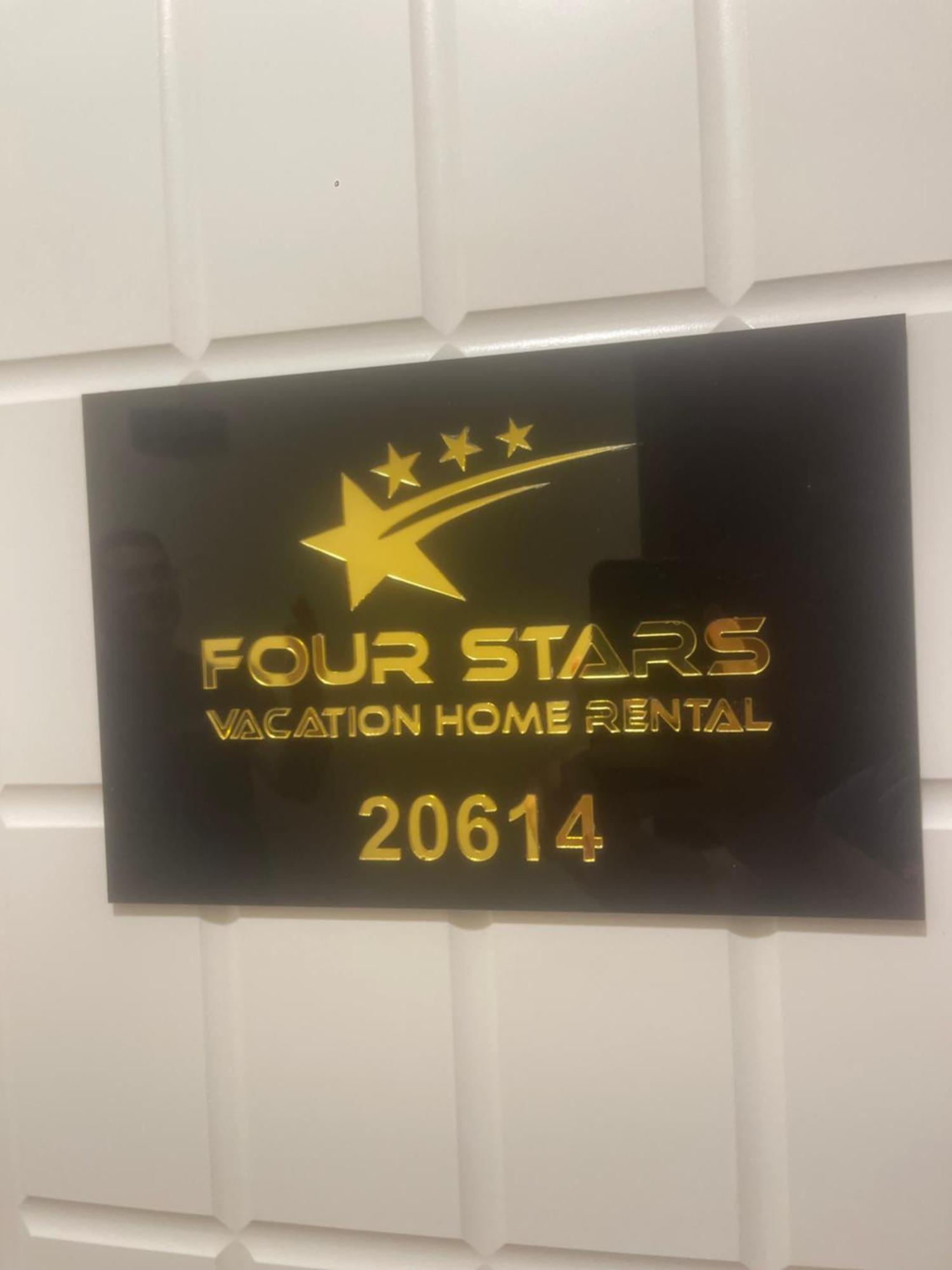 Four Stars Hostel Dubai Exterior photo