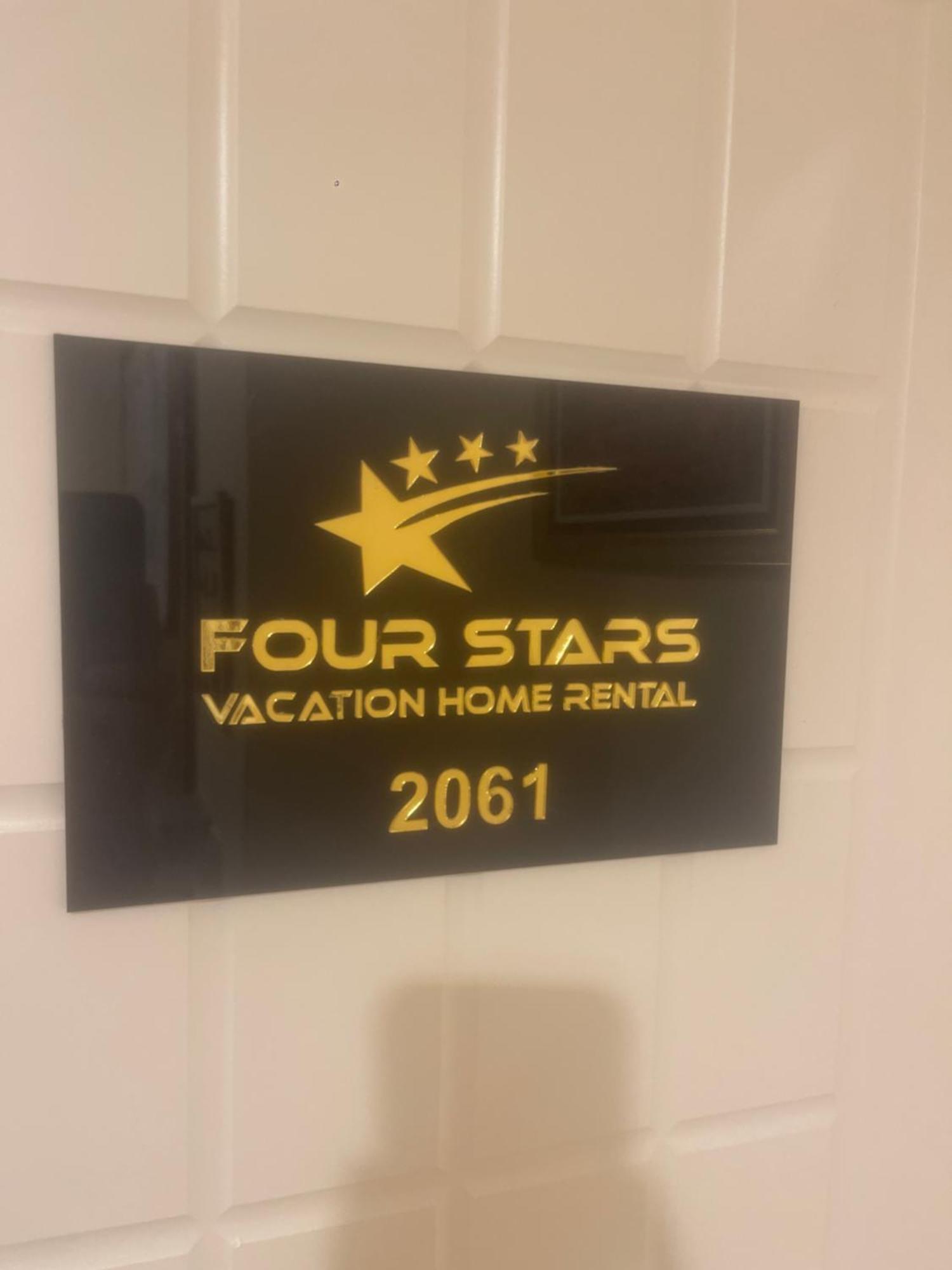 Four Stars Hostel Dubai Exterior photo